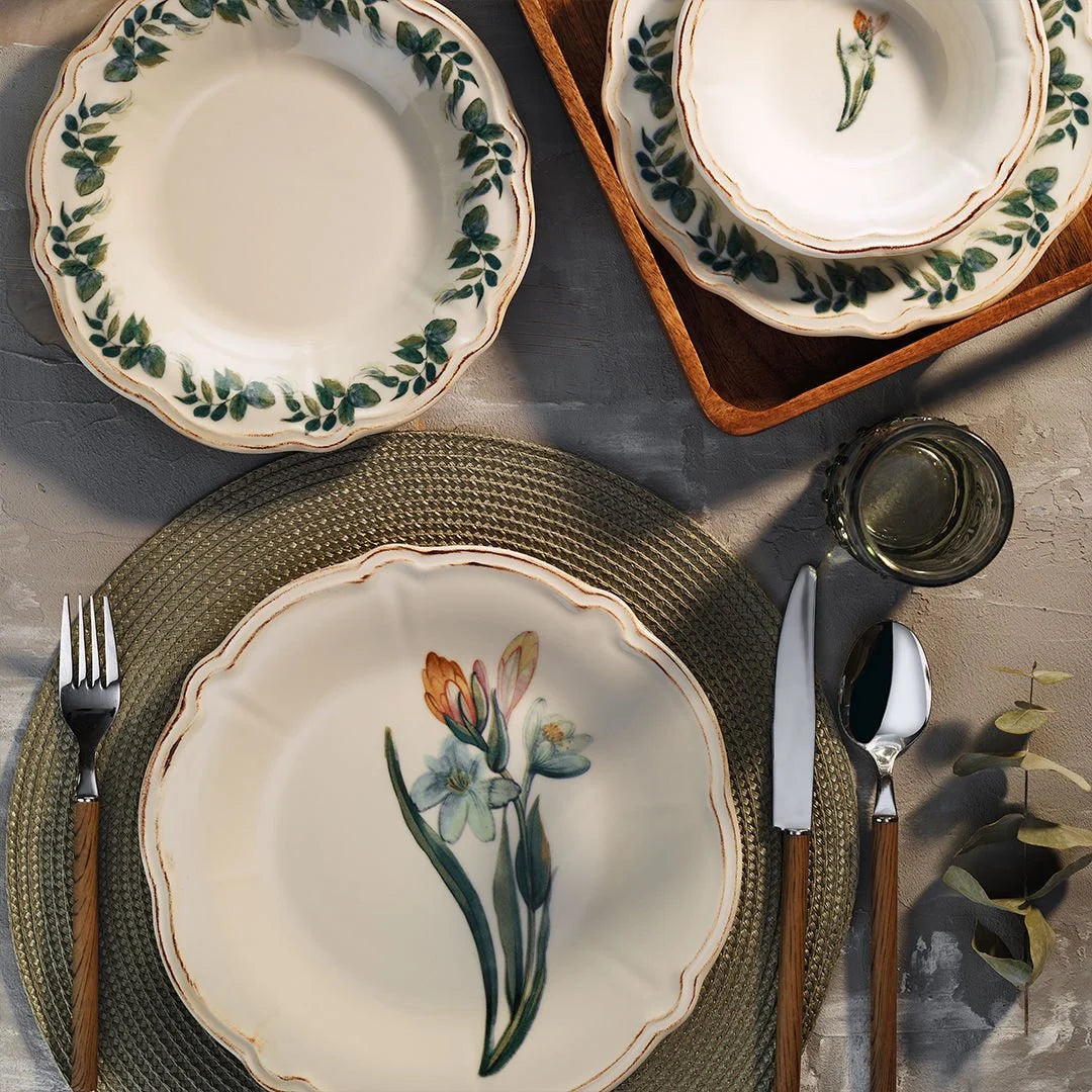 Fecra Laura 18 Piece Porcelain Dinner Set for 6 People, Cream/Multicoloured