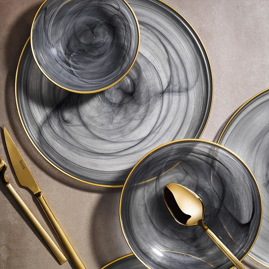 Fecra Loya 18 Piece Dinner Set for 6 People, Black/Gold