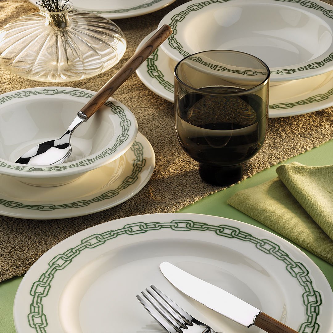 Fecra Rante 24 Piece Stoneware Dinner Set for 6 People, White